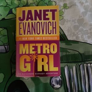 Janet Evanovich novel “metro girl”